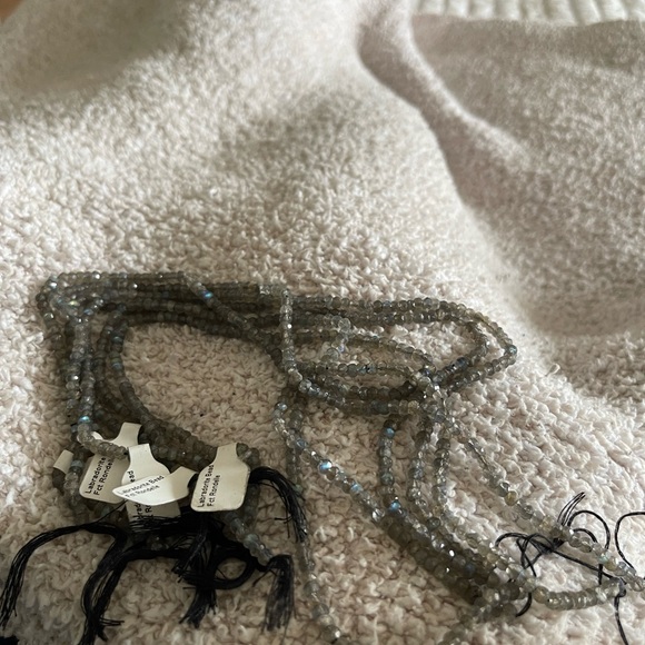 CRAFTER LOT OF LABRADORITE 5mm 5 STRANDS FOR STRINGING - Picture 6 of 6